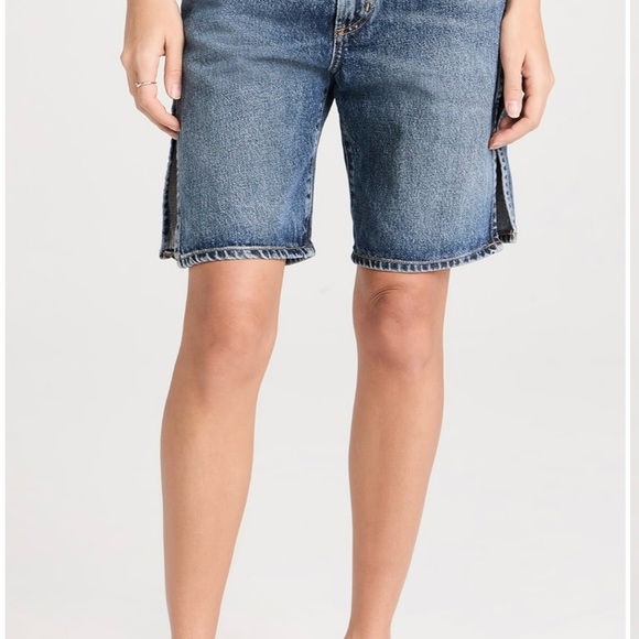 Agolde NWT Vida relaxed high rise shorts. Size 27. - Picture 2 of 3